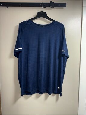 NWOT Russell Athletic Navy Short Sleeve Performance Tee
